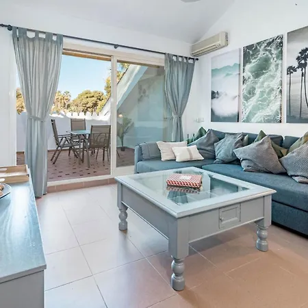 Stunning And Spacious 3 Bedroom In Popular Puerto Banus Close To All Needs Марбелья