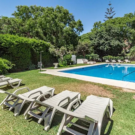 Stunning And Spacious 3 Bedroom In Popular Puerto Banus Close To All Needs